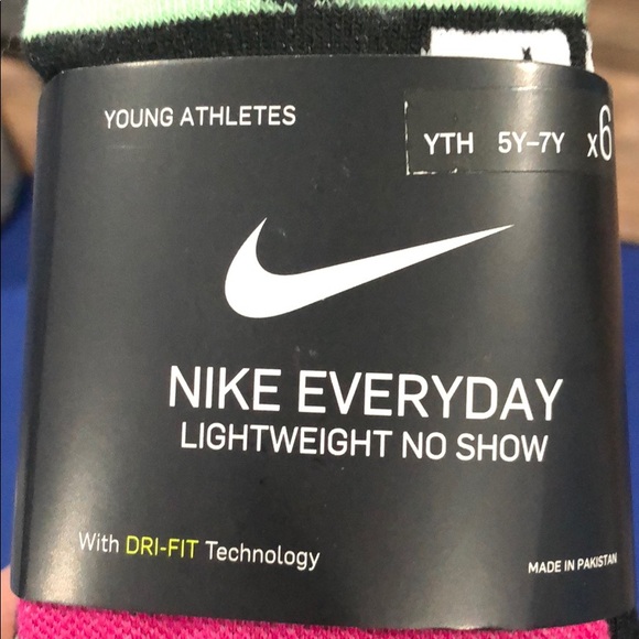 Nike Other - Nike Kids' Performance Lightweight Training 6 pair